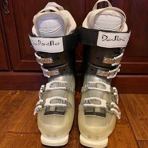 Dalbello Mantis 75 Ski Boots